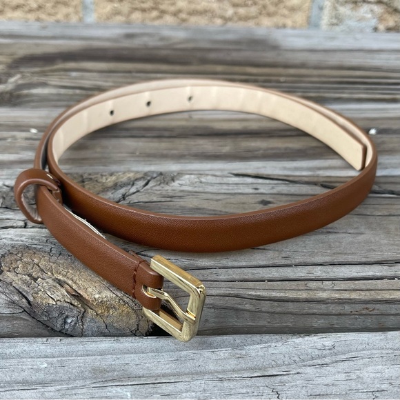 Max Mara Belted Brushed Wool Twill Midi Dress， size 2 - Picture 16 of 16